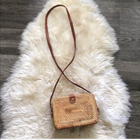 Rattan Crossbody Bali Bag - Picture 2 of 8